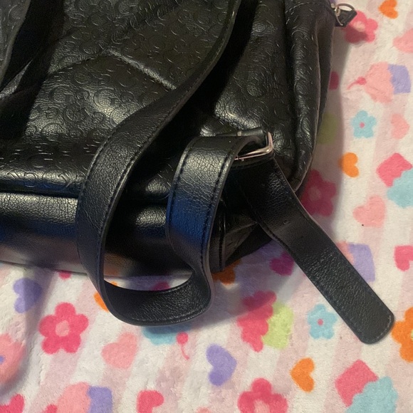 Guess backpack - Picture 4 of 4
